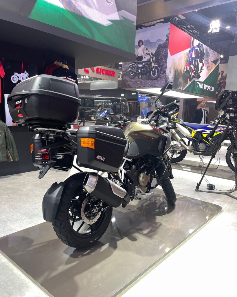 TVS Apache RTX Back Look