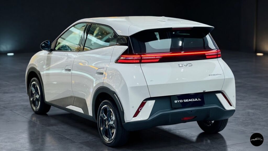 BYD Atto 1 Interior Features and Technology