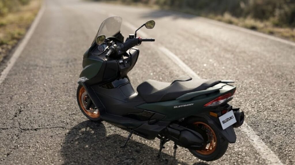 Suzuki Burgman 400 Design and Premium Features